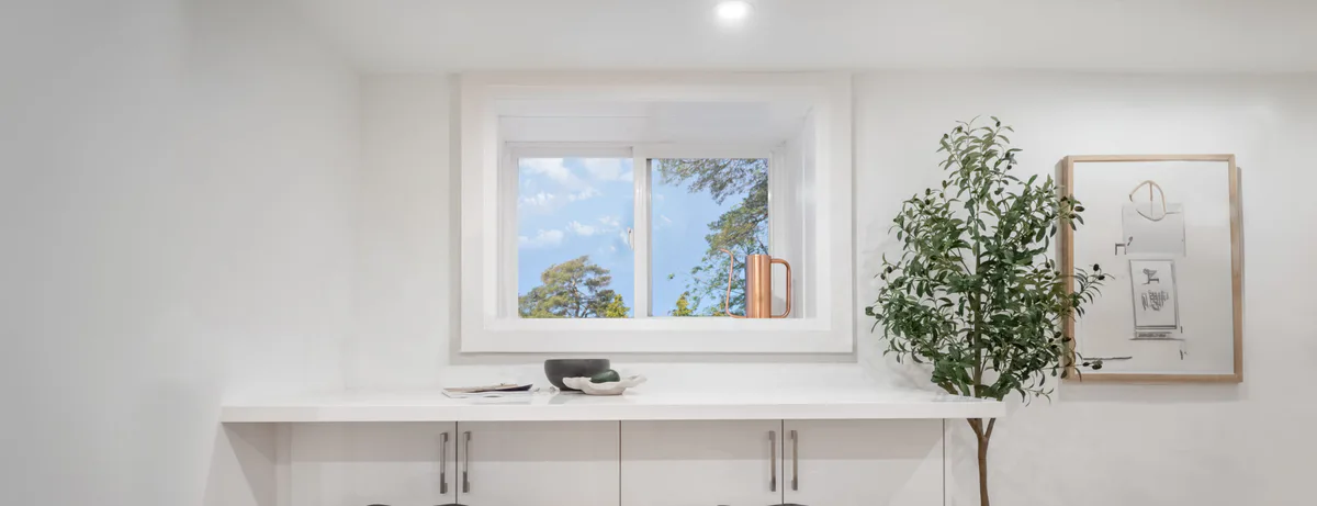 Single Slider Window: deep-frame single slider